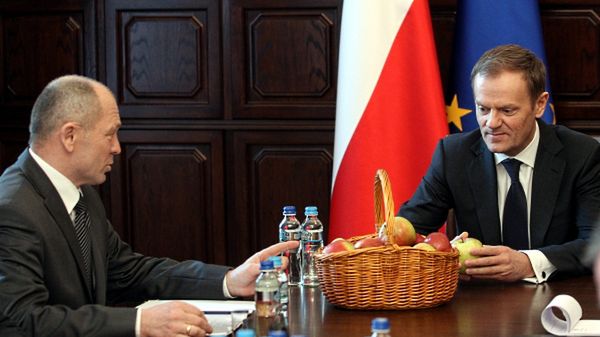 Spotkanie premiera Donalda Tuska z ministrem rolnictwa Markiem Sawickim