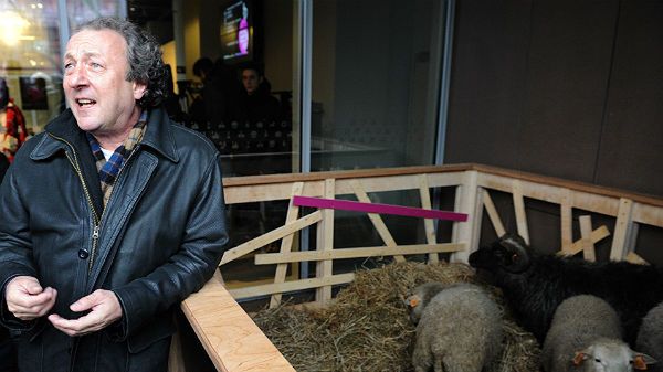 Profesor Keith Campbell podczas wizyty w Centrum Nauki Kopernik w Warszawie