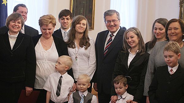 Uroczystość wręczenia zaświadczeń o nadaniu obywatelstwa polskiego.