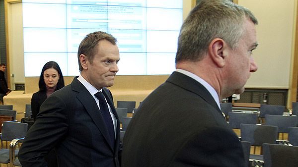 Donaldowi Tuskowi nie udało się uspokoić wielu Internautów, stąd protesty (na zdj. po debacie ws. ACTA)