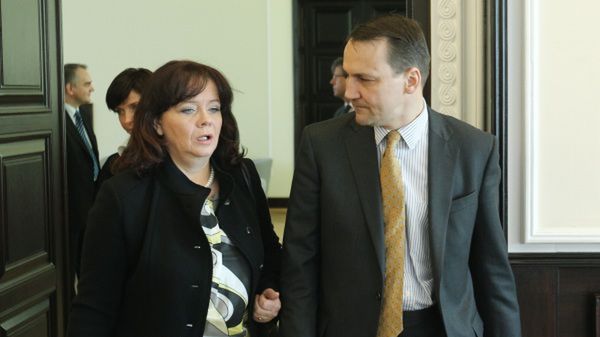 Minister nauki Barbara Kudrycka i minister spraw zagranicznych Radosław Sikorski