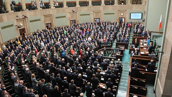 Sejm przyjął przez aklamację uchwałę, w której domaga się wypuszczenia na wolność więźniów sumienia na Białorusi