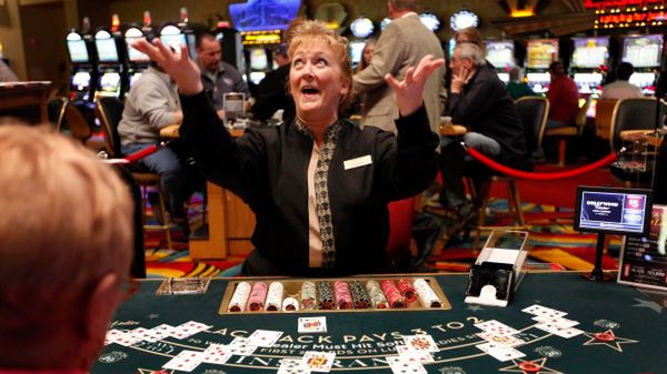 Statystycznie w ubiegłym roku każdy Włoch przeznaczył na gry ponad 1000 euro