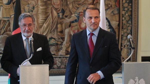 Minister spraw zagranicznych Afganistanu Zalmaj Rasul i szef polskiej dyplomacji Radosław Sikorski