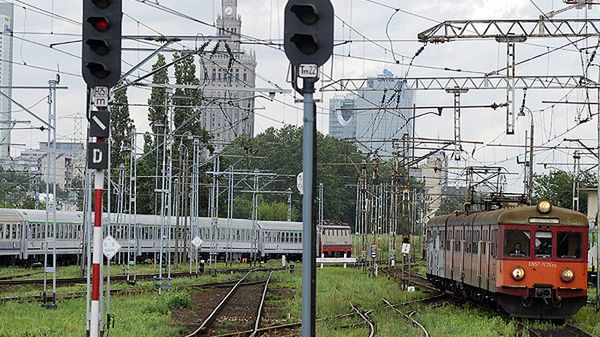 Pociągi w okolicy Dworca Zachodniego (zdj. arch.)