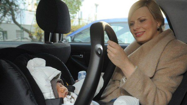 Szczęśliwa mama z małym Jasiem