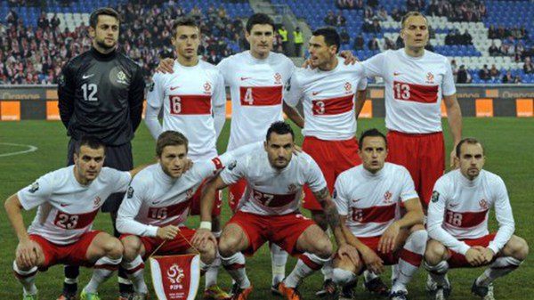 Po protestach kibiców, orzełek ma wrócić na koszulki reprezentacji Polski