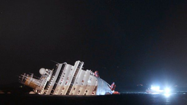 Wrak statku wycieczkowego Costa Concordia