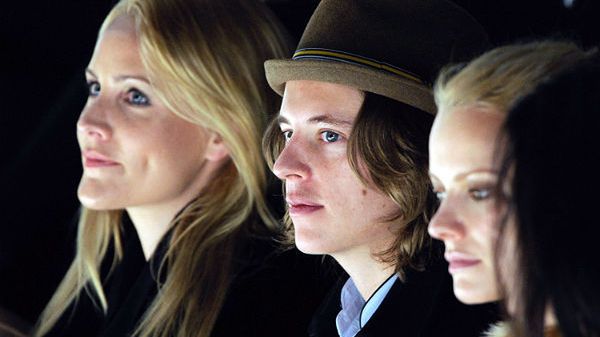 Pierre Sarkozy (w centralnej części zdjęcia)