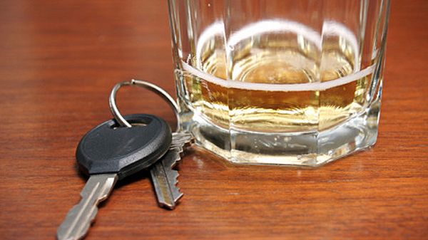 Wsiadł do samochodu po alkoholu