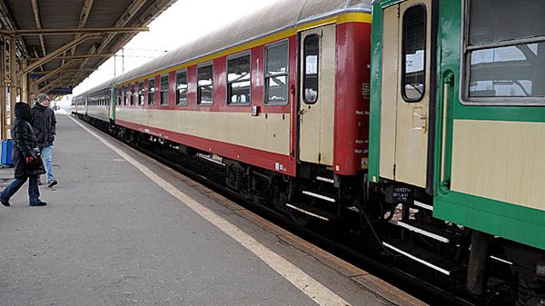 Aby otrzymać zniżkę wystarczy pokazać ważną legitymację doktoranta