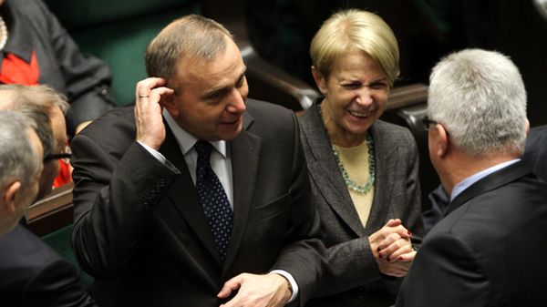 Posłowie PO: Grzegorz Schetyna, Iwona Śledzińska-Katarasińska i Tomasz Kulesza