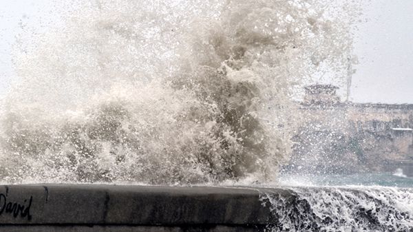 Tropikalny sztorm Isaac