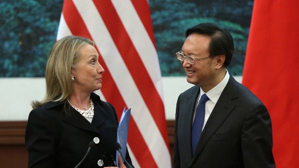 Hillary Clinton i Yang Jiechi