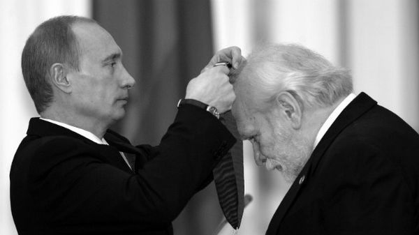 Piotr Fomienko odznaczony medalem przez Władimira Putina