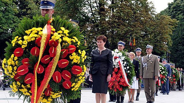 Hanna Gronkiewicz-Waltz podczas uroczystości z okazji 68. rocznicy Powstania