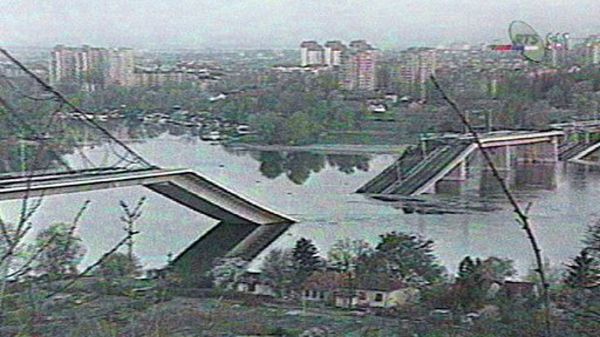 W 1999 r. NATO przeprowadziło serię nalotów na Serbię