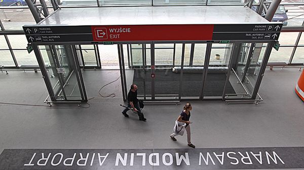 Hala główna w nowym Porcie Lotniczym Warszawa-Modlin