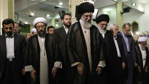 Ajatollah Ali Chamenei: "Iran się nie ugnie"