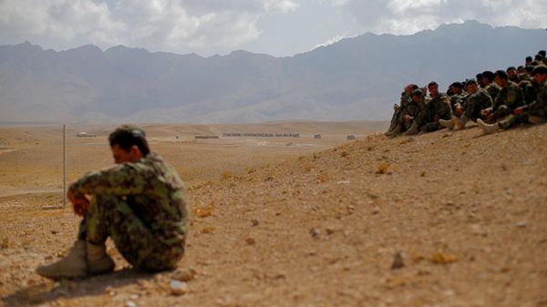 Natowscy żołnierze są coraz częściej atakowani przez afgańskich kolegów