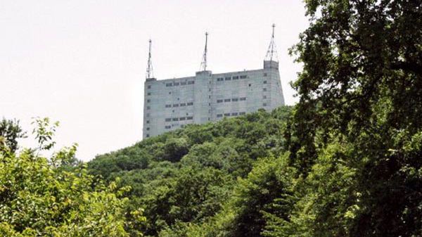 Budynek rosyjskiej bazy radarowej w Azerbejdżanie