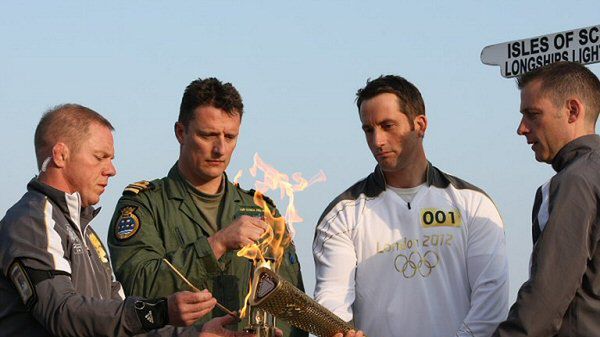 Przekazanie płomienia na przylądku Land's End