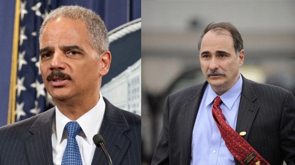 Eric Holder i David Axelrod