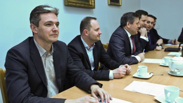 Naczelny Komitet Wykonawczy PSL. Adam Jarubas na pierwszym planie