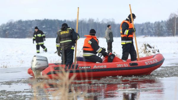 Poszukiwania na rzece Liwiec w miejscowości Mokobody pod Siedlcami