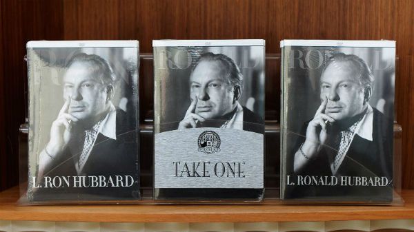 L. Ron Hubbard &#8211; założyciel Kościoła Scjentologicznego