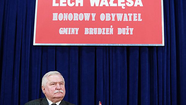 Lech Wałęsa honorowym obywatelem gminy Brudzeń Duży