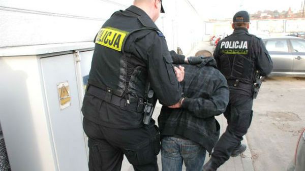 22-latkowi grozi do trzech lat więzienia