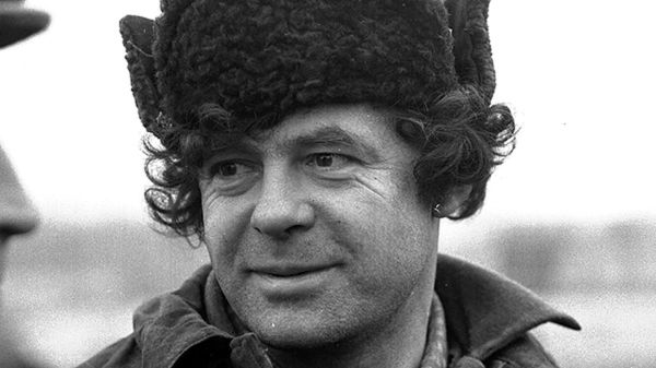 Kadr z filmu "Miś". Na zdjęciu Stanisław Tym