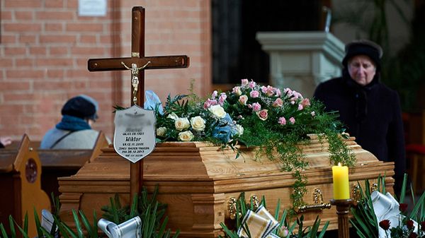 Uroczystości pogrzebowe zamordowanych 30-letniego mężczyzny i jego 8-letniego syna