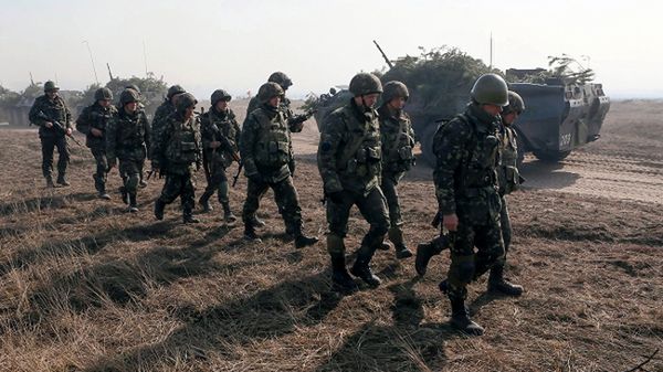 Ukraińscy żołnierze na Krymie