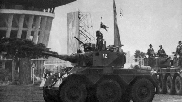 Wojska w Dżakarcie w dniu przejęcia władzy przez Suharto