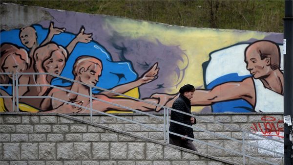 Mural w Semferopolu przedstawiający Władimira Putina