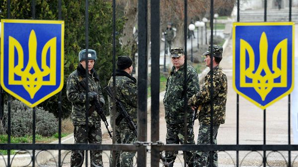 Żołnierze z Sewastopolskiej Brygady Lotnictwa Taktycznego