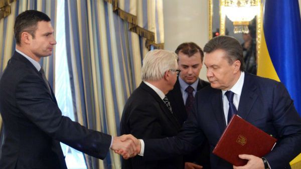 Witalij Kliczko i Wiktor Janukowycz