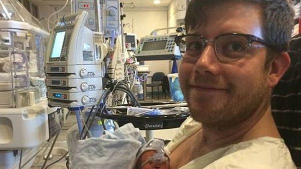 Dylan Benson ze swoim synem