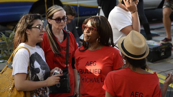 Fanki Michaela Jacksona czekają na wyrok sądu