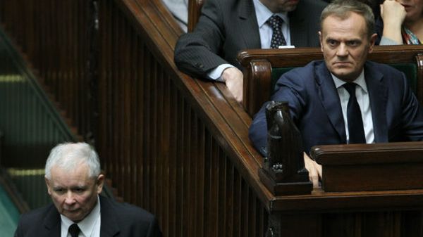 Jarosław Kaczyński i Donald Tusk w sejmie