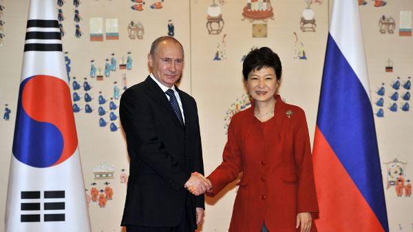 Władimir Putin i Park Geun Hie