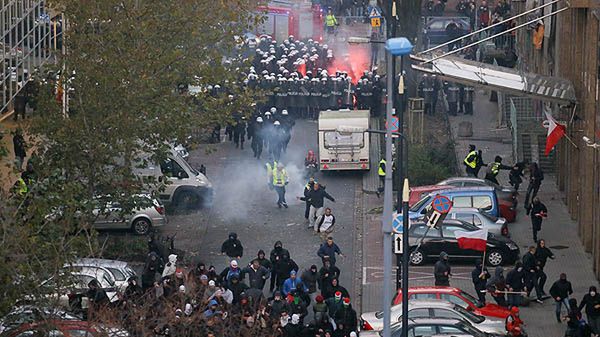 Zamieszki na ulicy Wilczej w Warszawie podczas Marszu Niepodległości