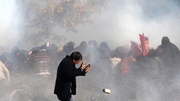 Pod budynkiem sądu doszło do starć z policją