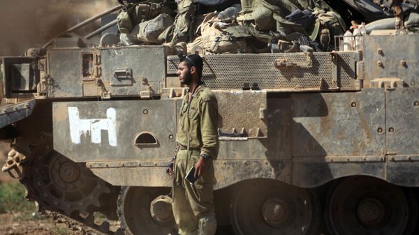 Izraelskie siły w pobliżu granicy ze Strefą Gazy