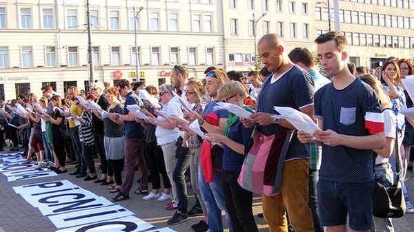 Publiczny odczyt "Golgoty Picnic"