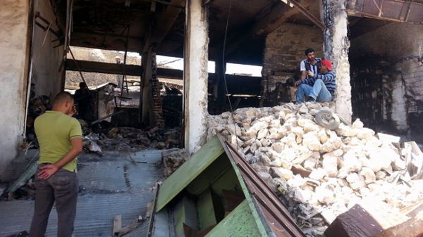 Zniszczenia po nalocie irackich sił na Mosul - miasto jest pod kontrolą islamistów