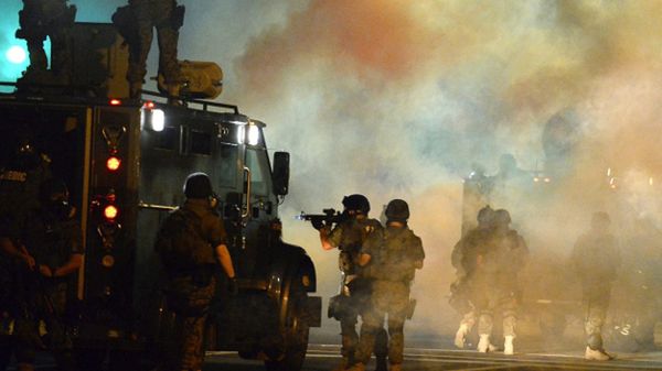 Wojsko na ulicach Ferguson