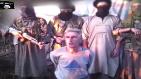 Kadra z nagrania egzekucji Herve Gourdela